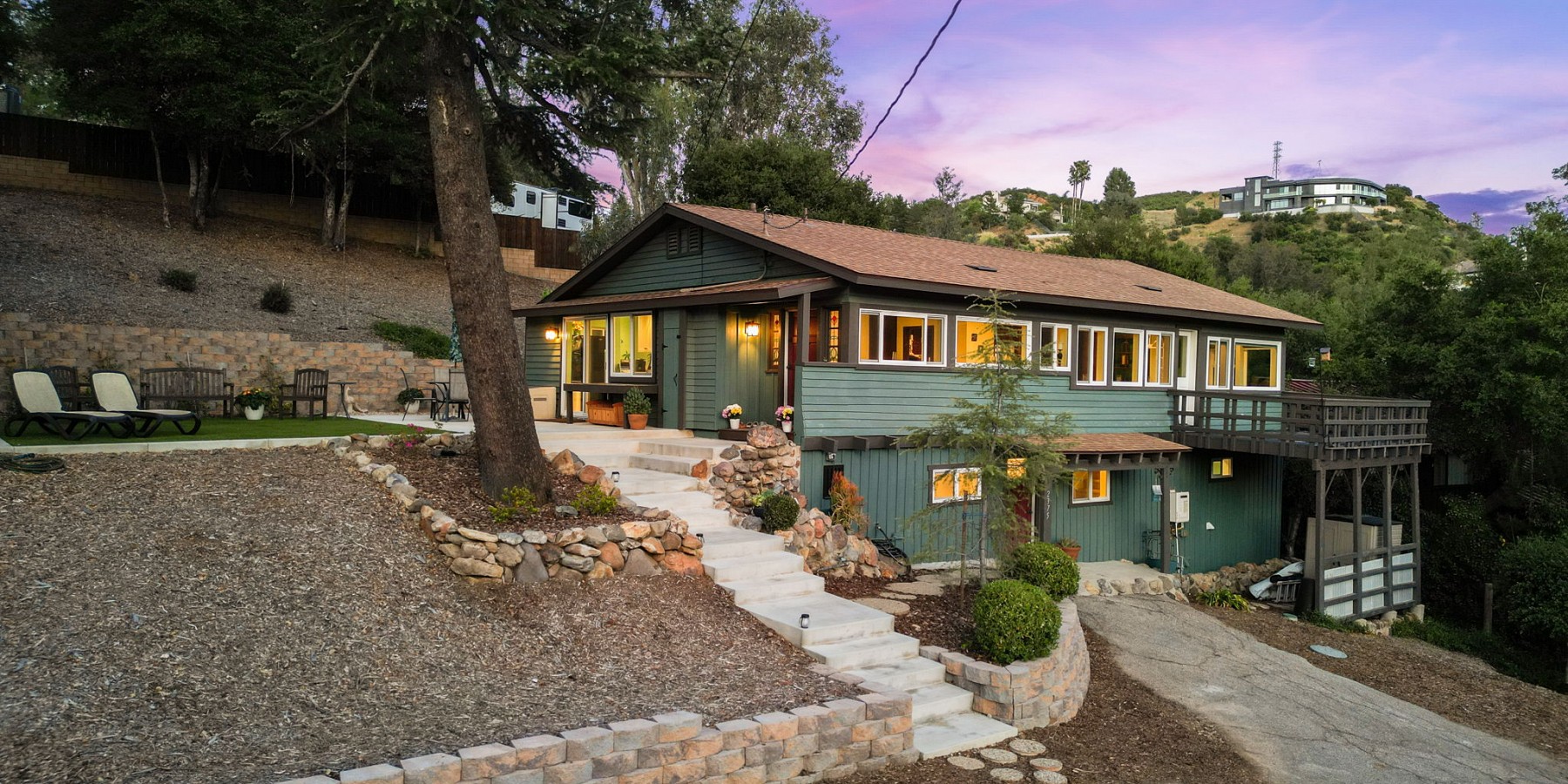 2375 Laguna Circle, Agoura Hills, CA 91301