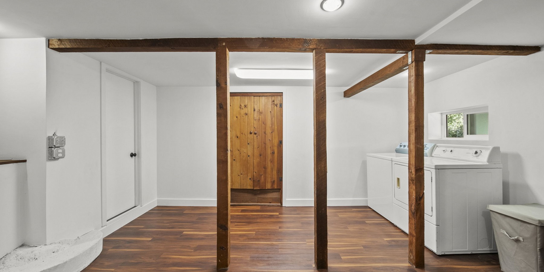 2375 Laguna Circle, Agoura Hills, CA 91301