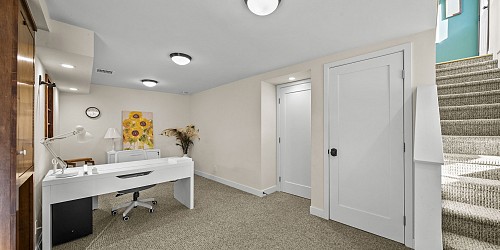 2375 Laguna Circle, Agoura Hills, CA 91301