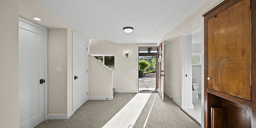 2375 Laguna Circle, Agoura Hills, CA 91301