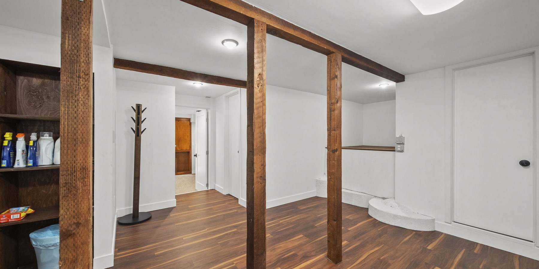 2375 Laguna Circle, Agoura Hills, CA 91301