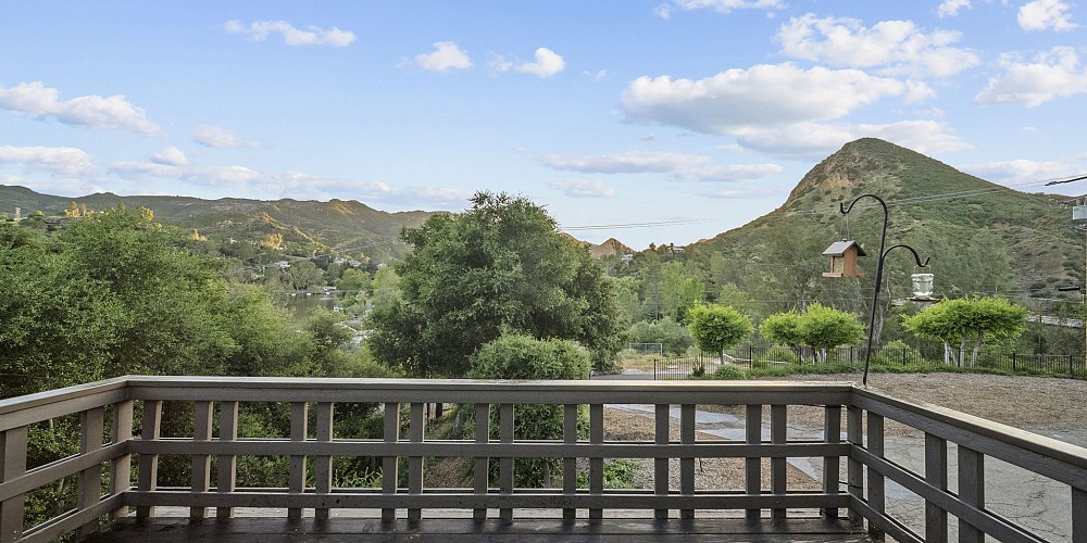 2375 Laguna Circle, Agoura Hills, CA 91301