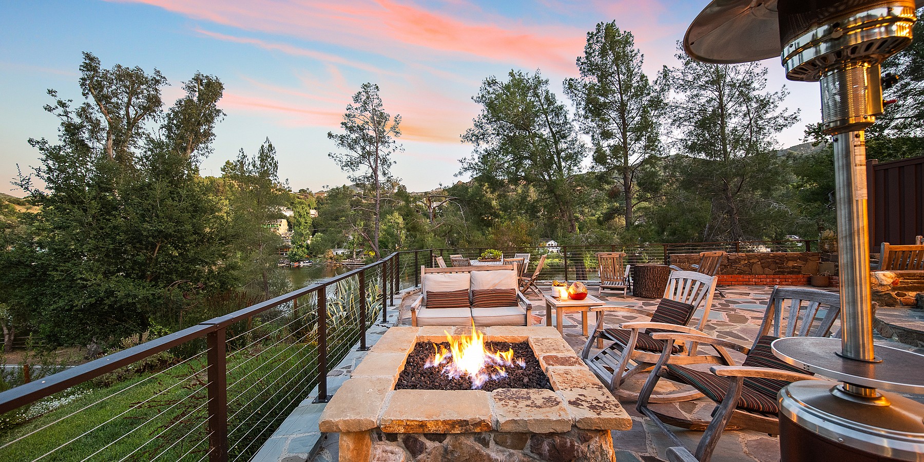 2315 Terrace Lane, Agoura Hills, CA 91301