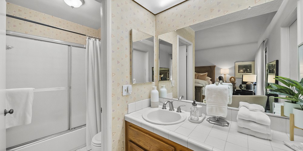 5728 Skyview Way Unit G, Agoura Hills, CA 91301